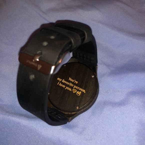 Watch - Picture 4 of 6